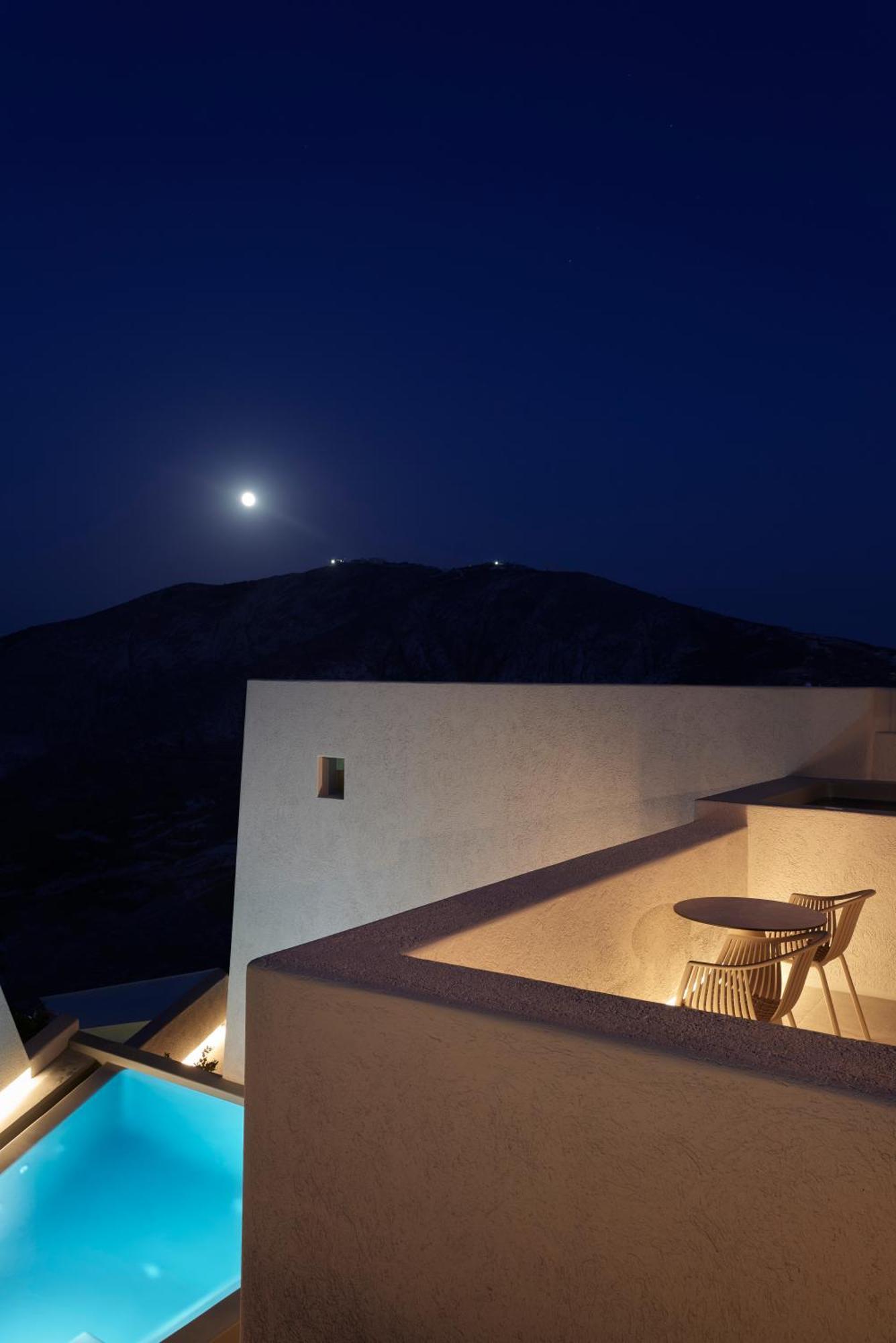 Aeon Suites - Adults Only Πύργος Εξωτερικό φωτογραφία